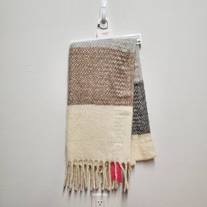 Isaac Mizrahi New York Scarf Womens one size Striped Antique White fringed ends